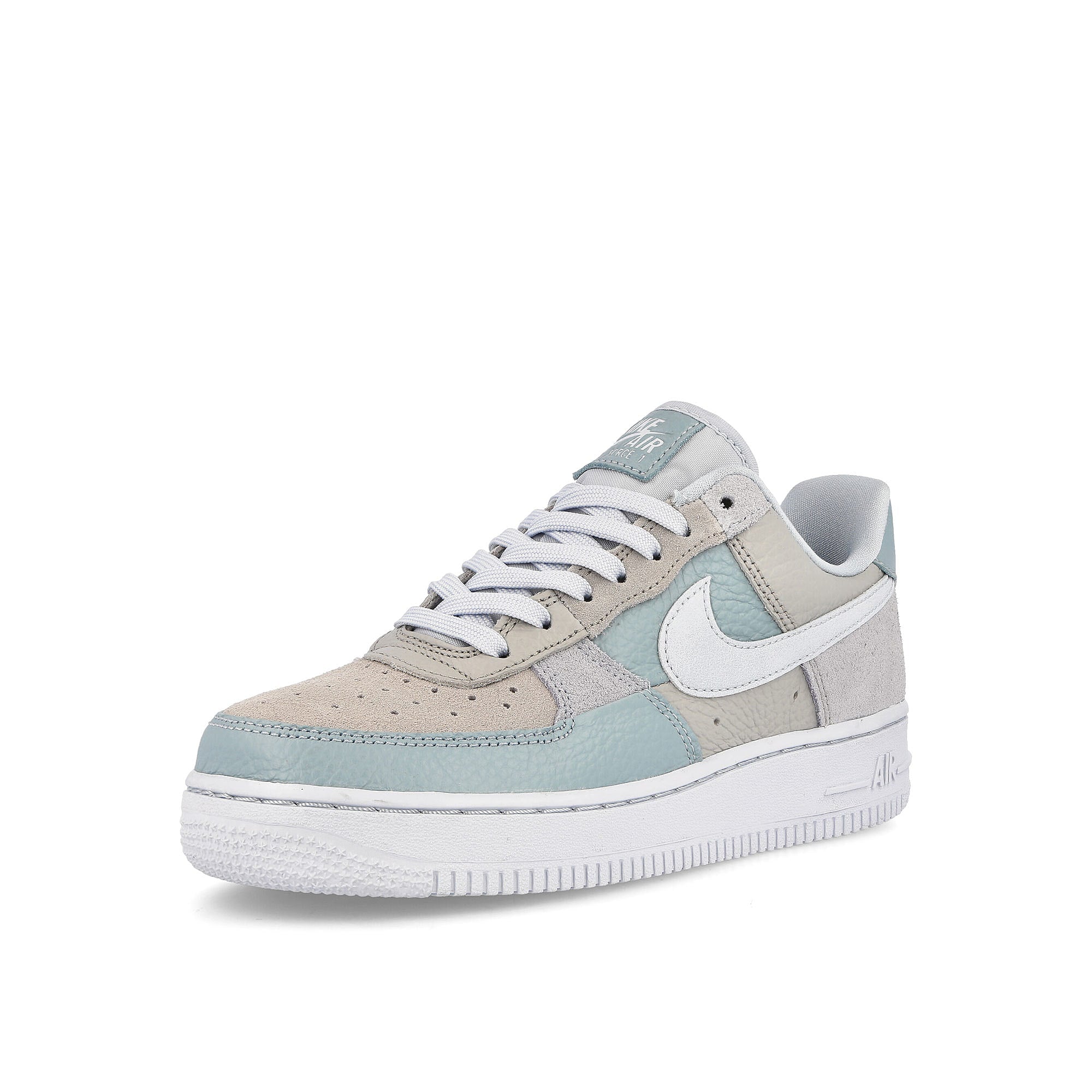 Nike wmns air force 1 07 low Football Grey-Aura - Ocean Cube Sneakers Close Up | Overkill