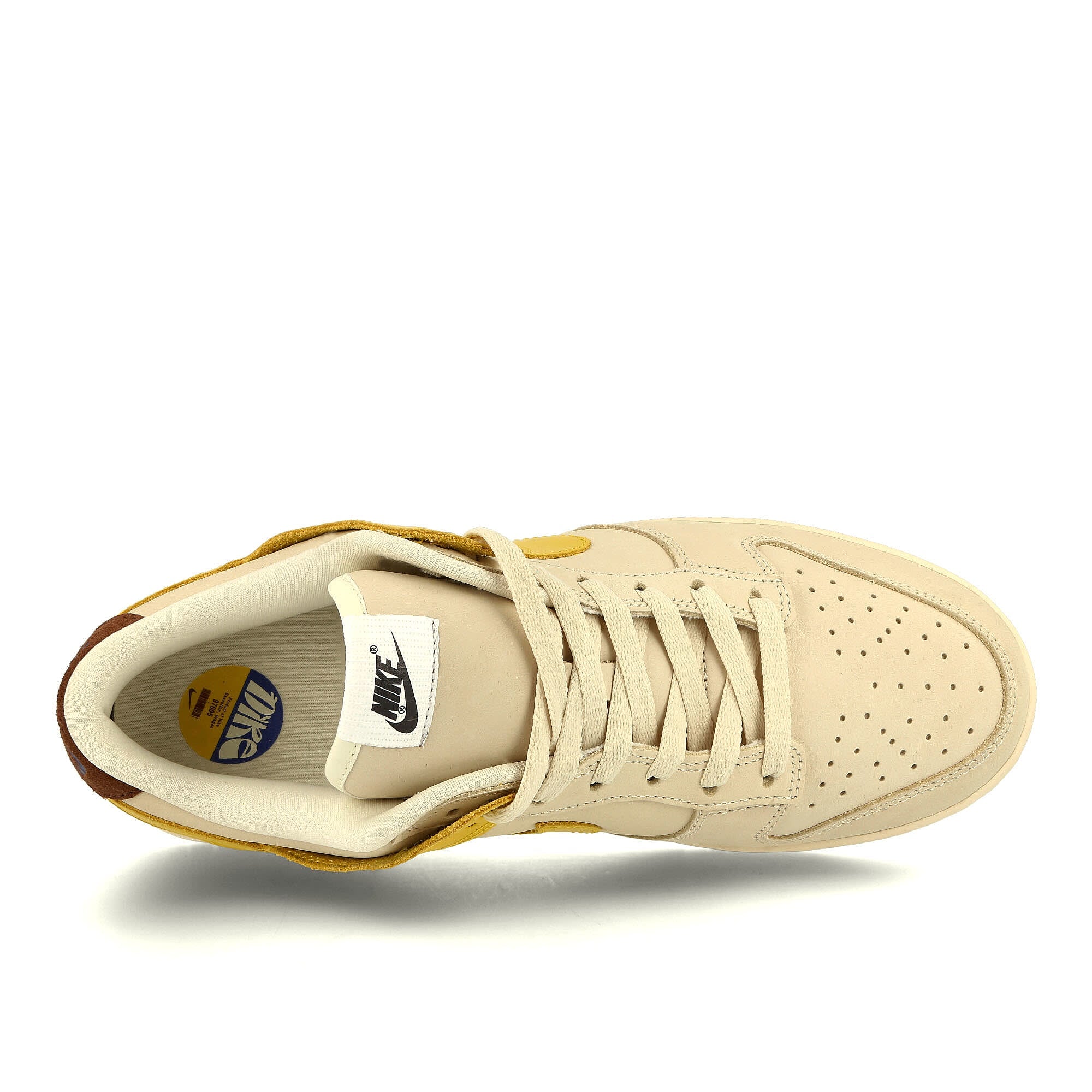 Nike wmns dunk low lx Coconut Milk / Vivid Sulfur - Cacao Wow Low Top Sneakers Detailfoto | Overkill