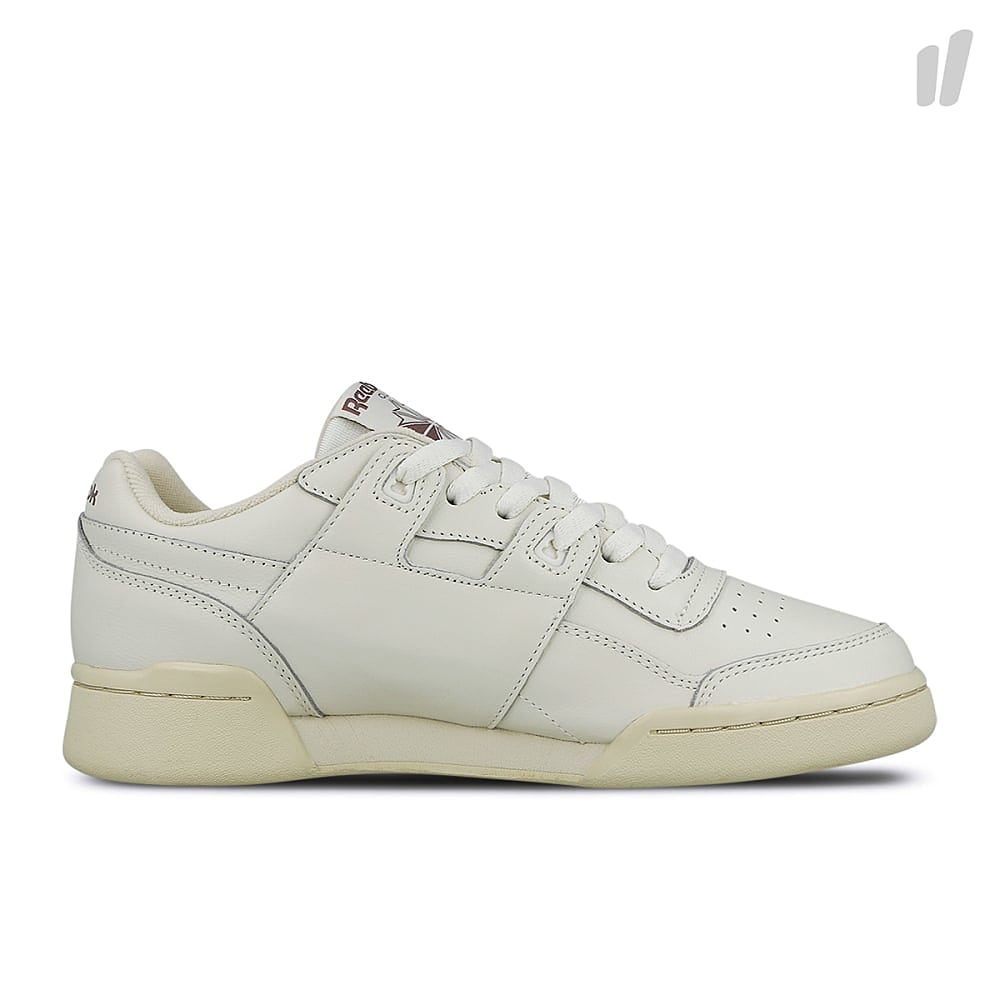 Reebok wmns workout lo plus Chalk-Paper White Sneakers Silhouette | Overkill