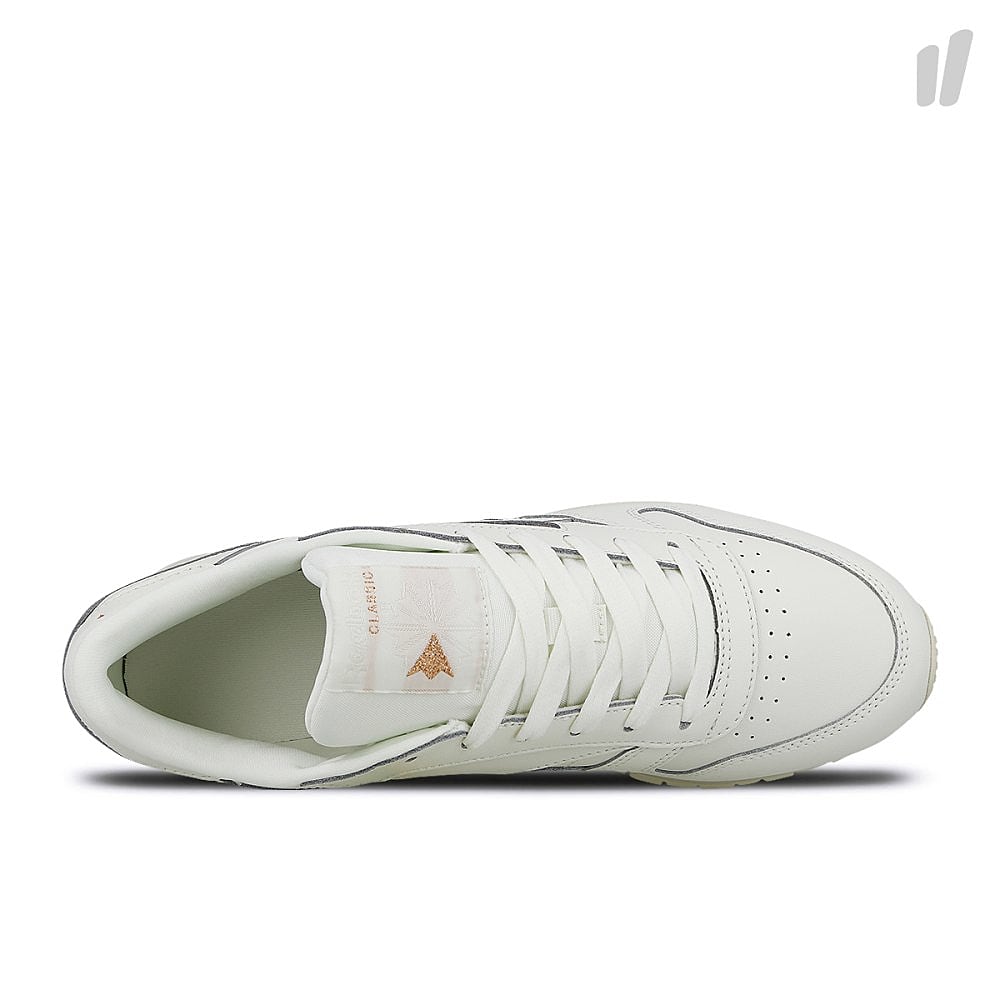 Reebok wmns classic leather Chalk-Rose Gold-Paper White Sneakers Detailfoto | Overkill