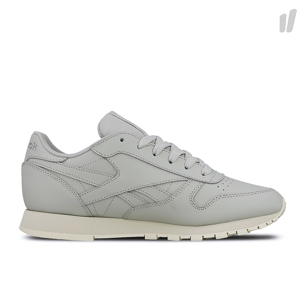 Reebok wmns classic leather Skull Grey-Pure Silver Sneakers Silhouette | Overkill