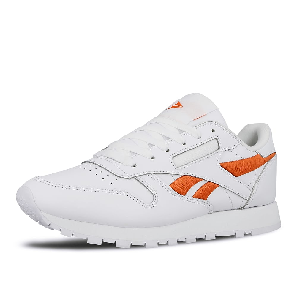 Reebok wmns classic leather White-Rosette Sneakers Close Up | Overkill