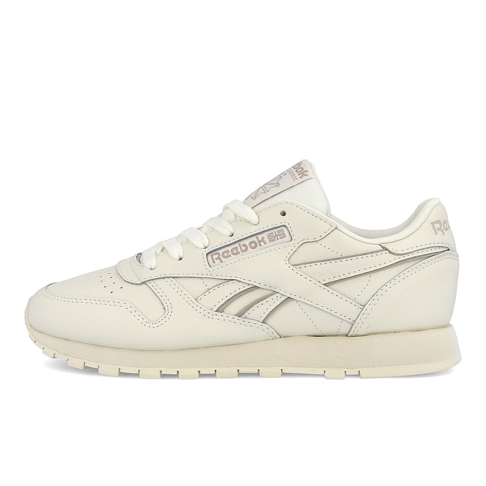Reebok wmns classic leather Chalk-Weathered White Sneakers DV8363 | Overkill