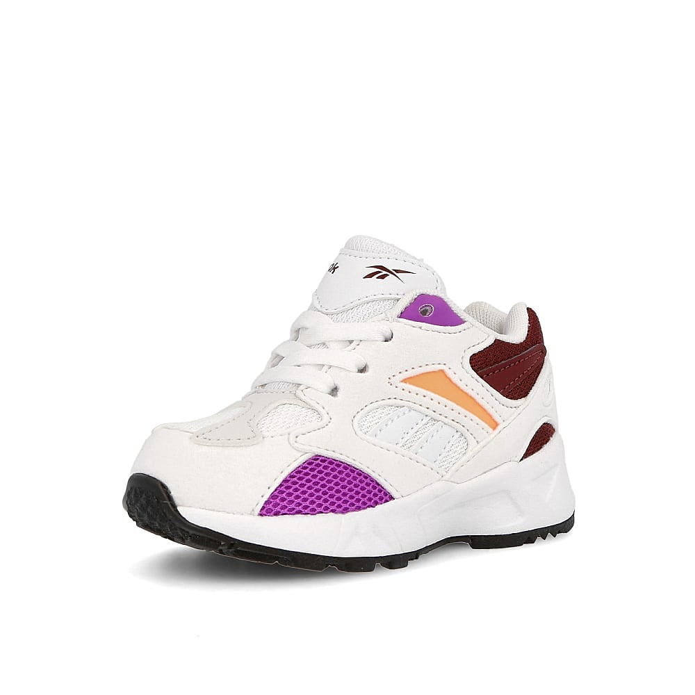 Reebok aztrek 96 infants White-Porcelain-Maroon Sneakers Close Up | Overkill