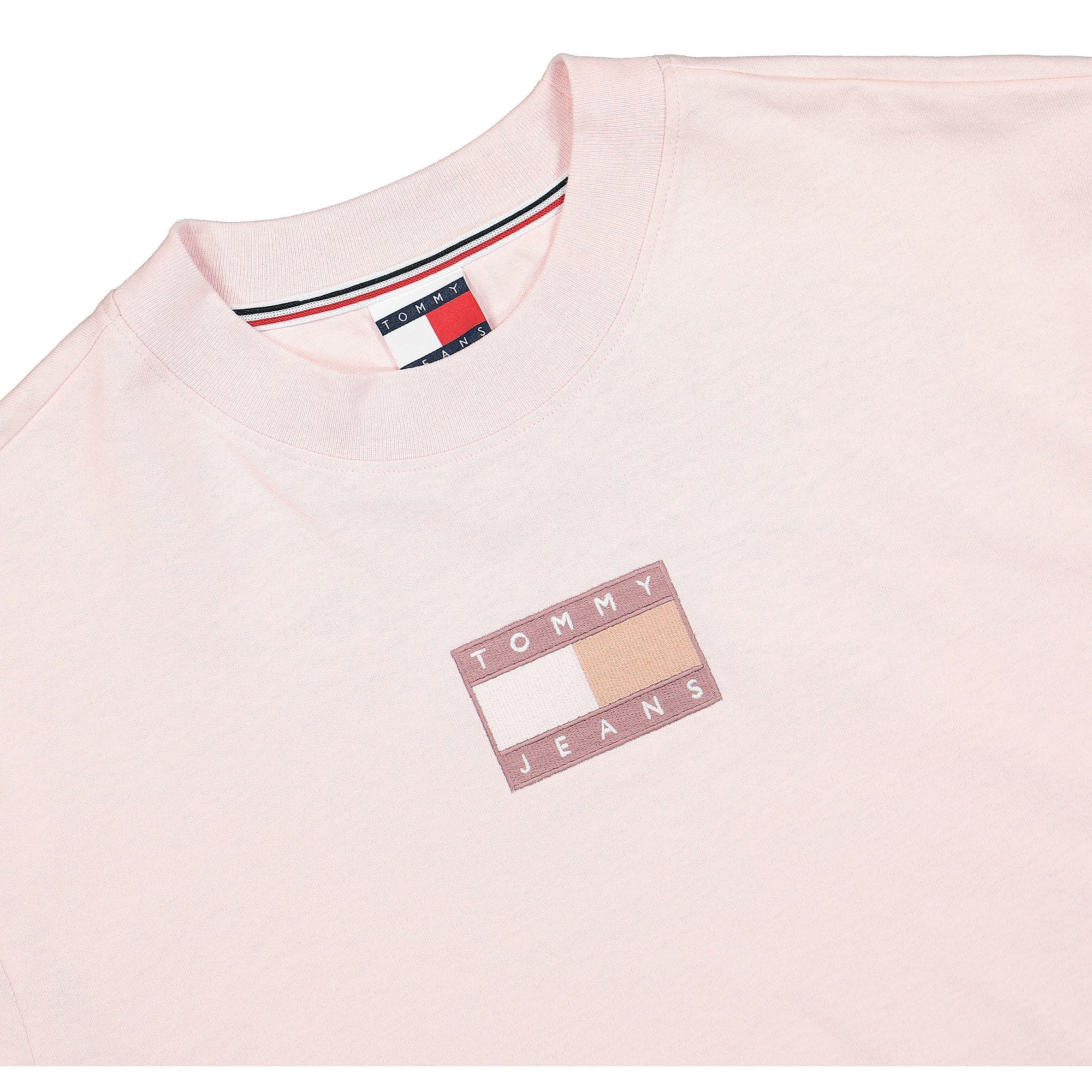 Tommy Jeans Best Graphic Tee Broadway Pink T-Shirts Close-up | Overkill