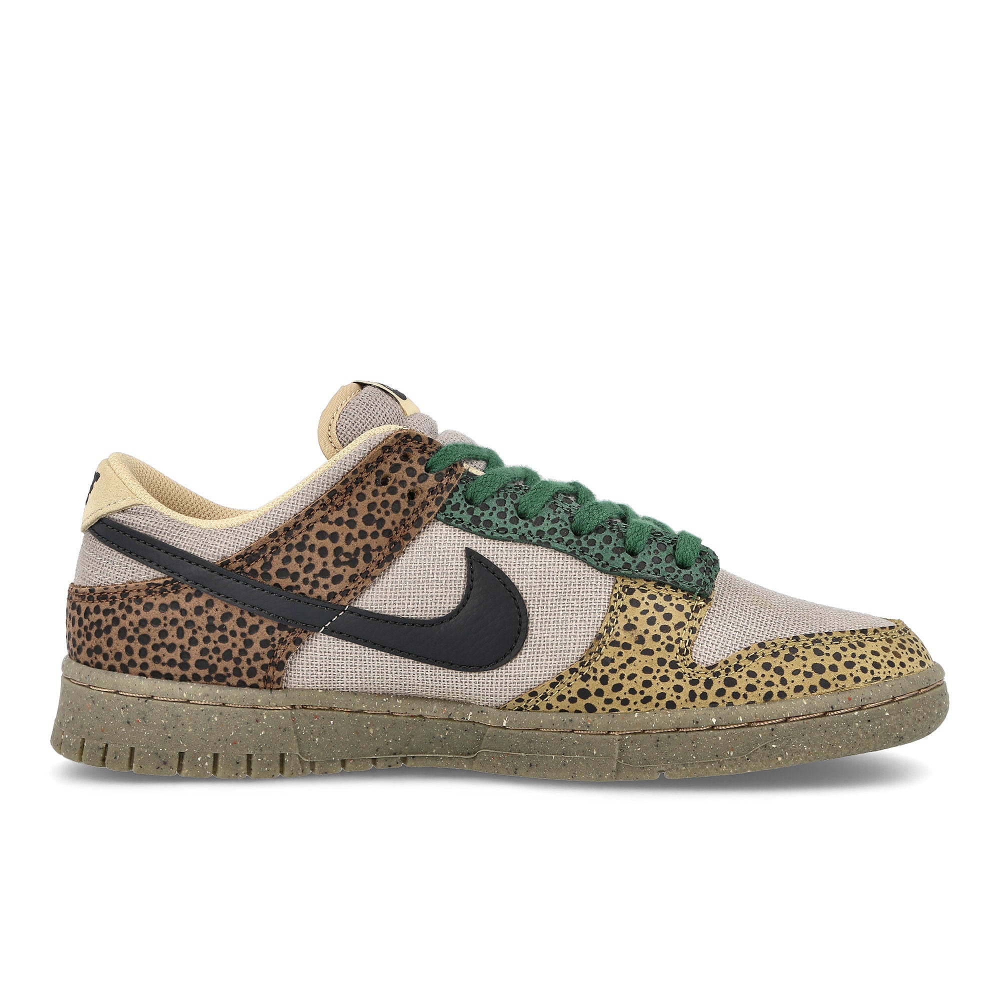 Nike Dunk Low Cacao Wow-Off Noir - Gorge Green Low Top Sneakers Silhouette | Overkill