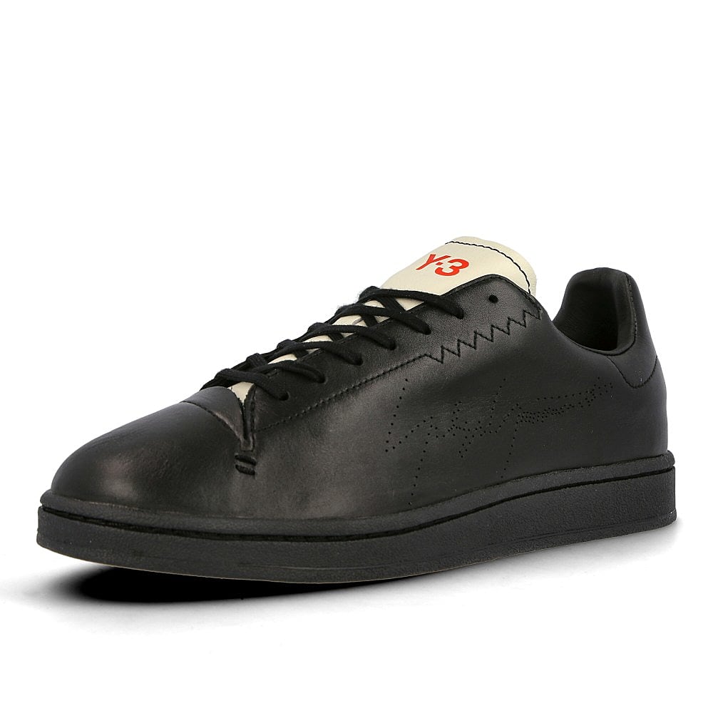 Y-3 yohji court Black-Black Sneakers Close Up | Overkill