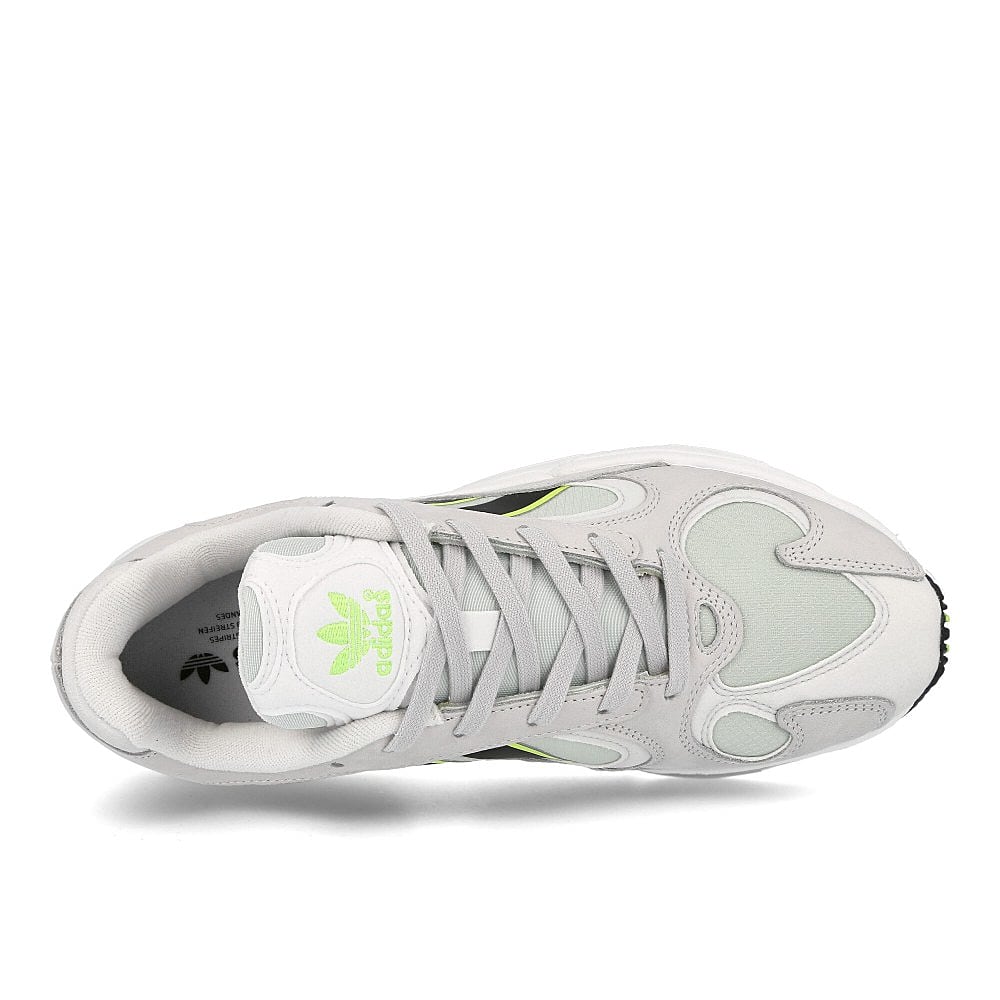 adidas yung-1 Dash Green-Core Black-Solar Yellow Sneakers Detailfoto | Overkill