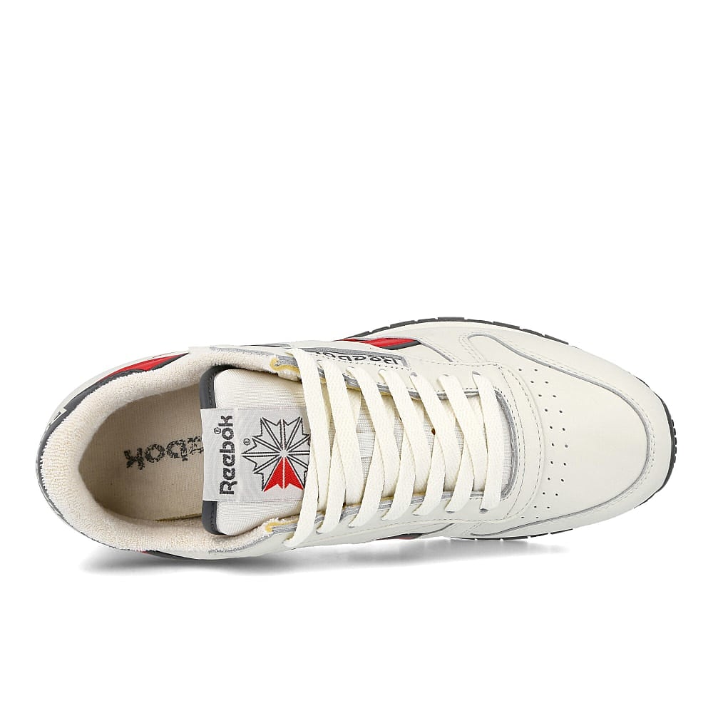 Reebok classic leather mu Chalk-Radiant Red-True Grey Low Top Sneakers Detailfoto | Overkill