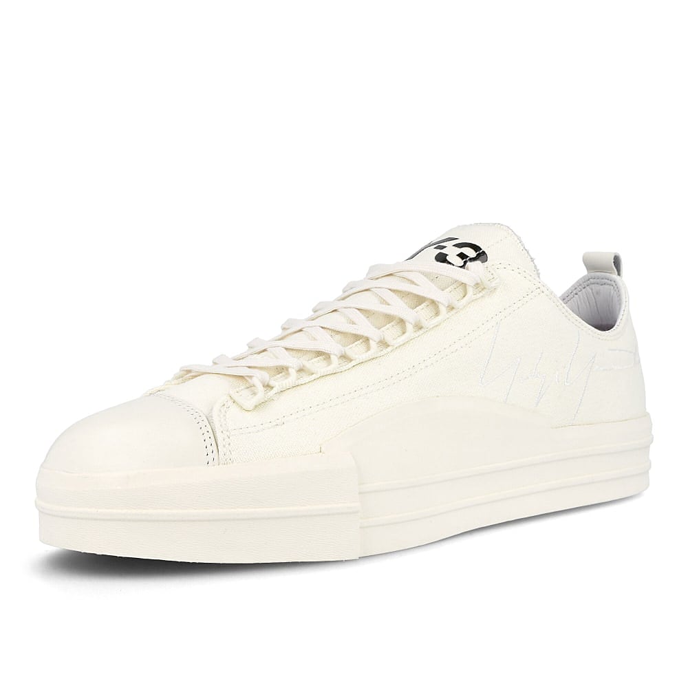 Y-3 yuben low Off White-Off White-Off White Sneakers Close Up | Overkill