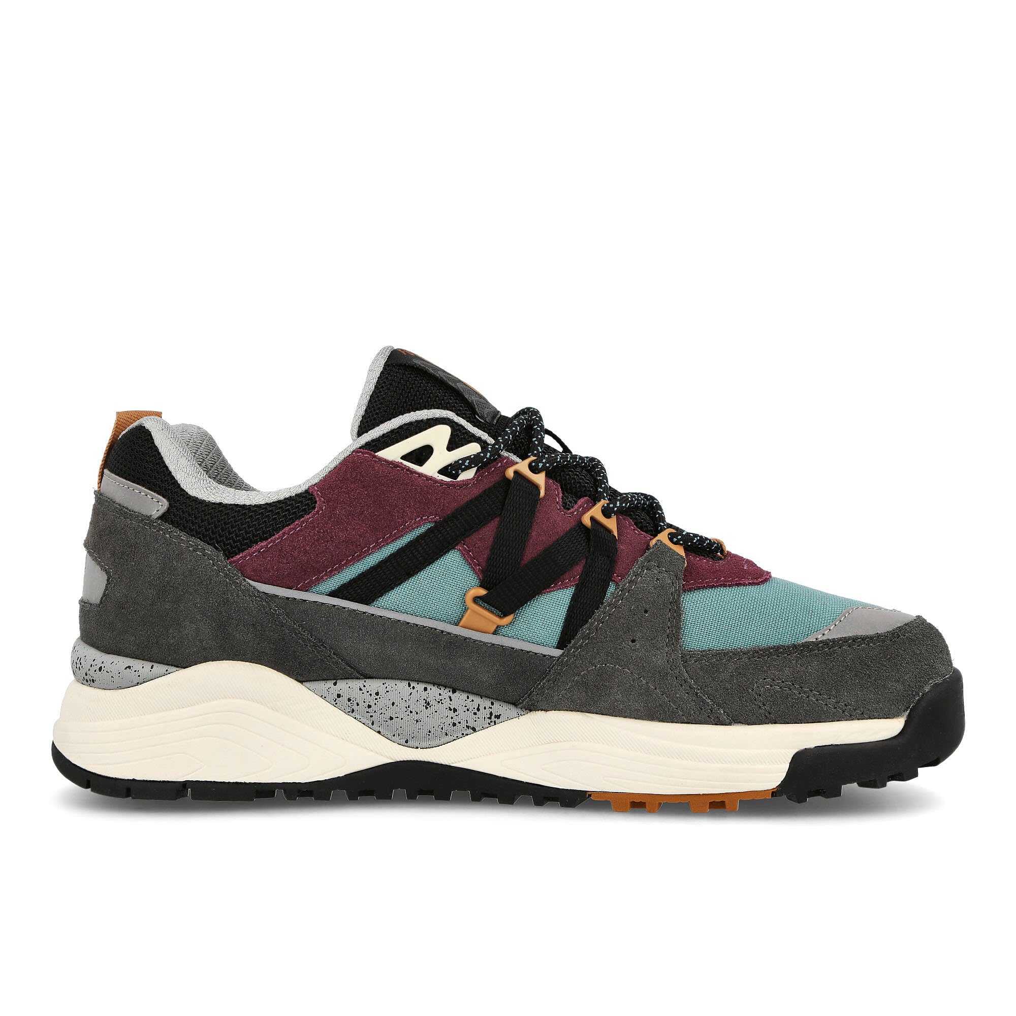 Karhu Fusion XC Gun Metal-Jet Black Low Top Sneakers Silhouette | Overkill