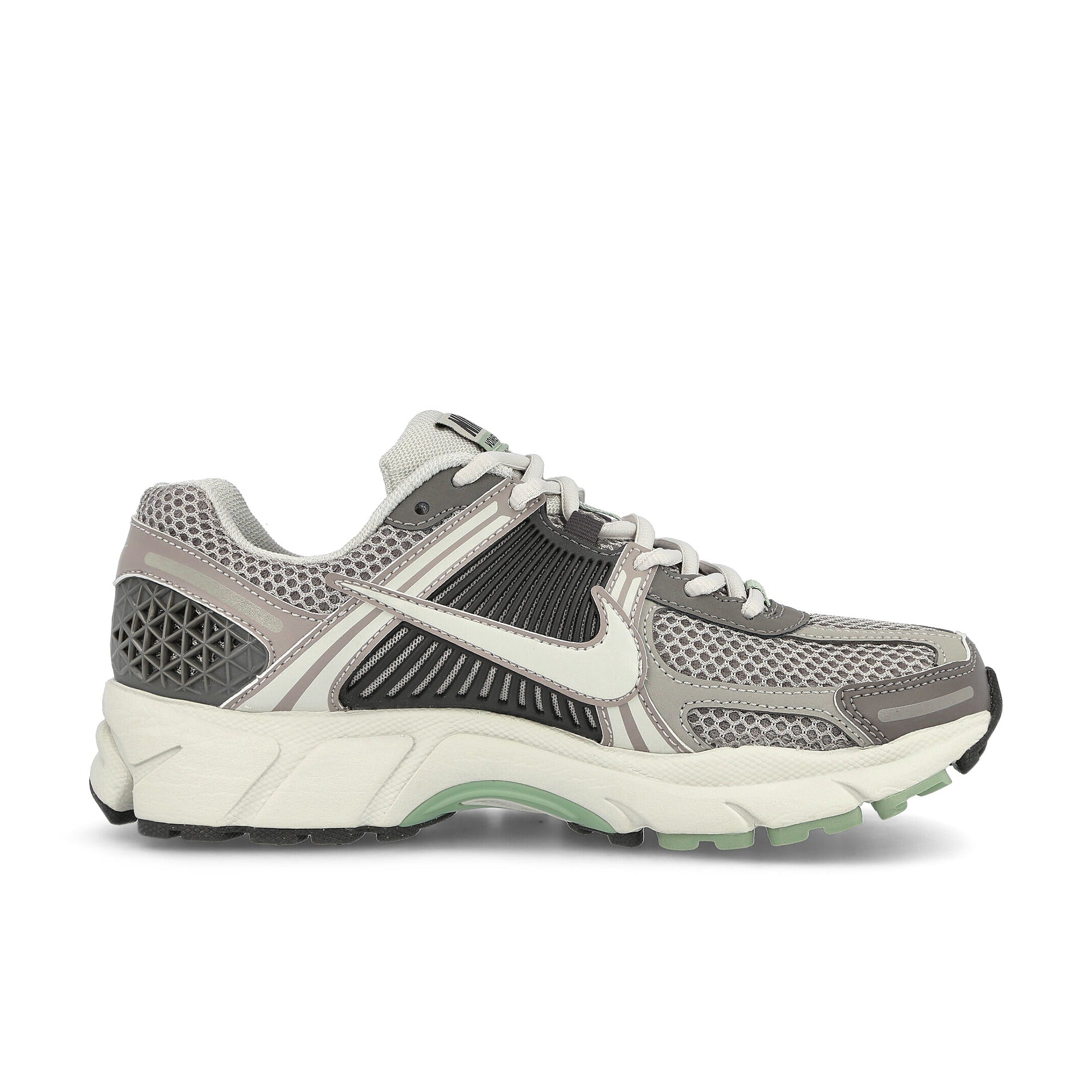 Nike W Zoom Vomero 5 Cobblestone / Light Bone - Light Bone Low Top Sneakers Silhouette | Overkill
