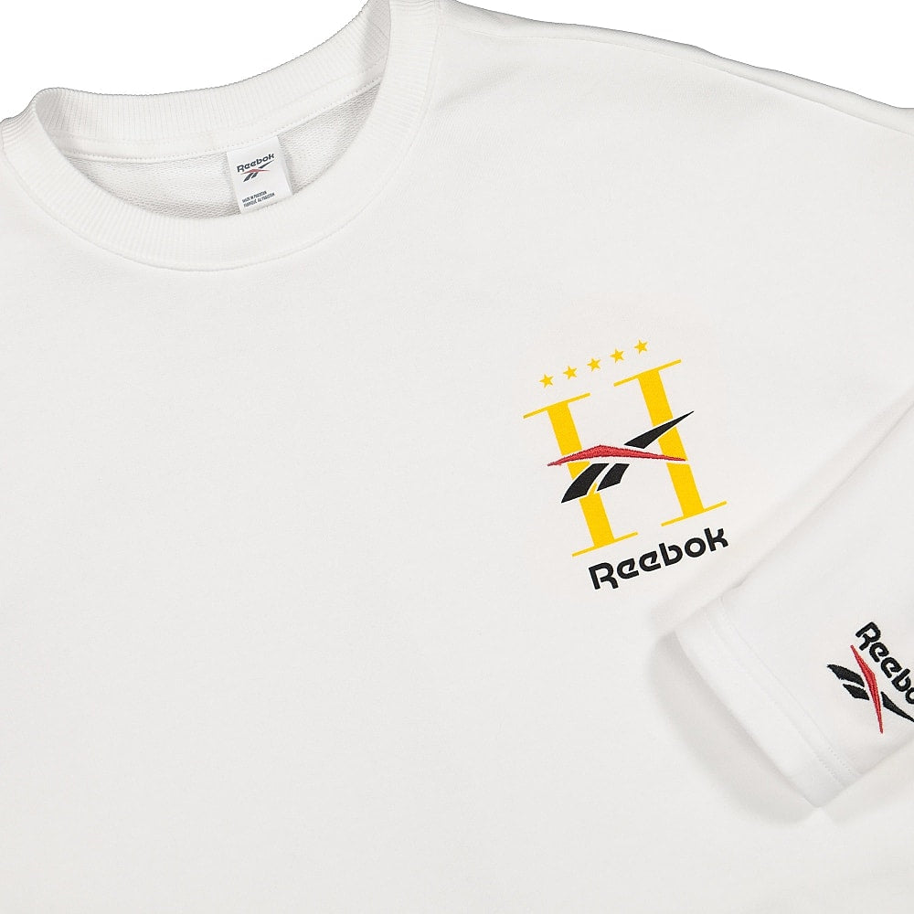 Reebok Wmns Classic GP Hotel Crew White Sweatshirts Close-up | Overkill
