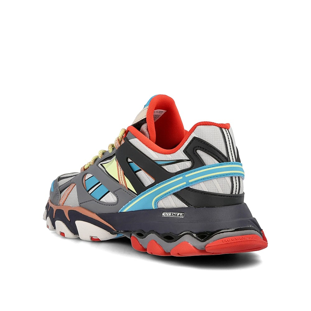 Reebok dmx trail shadow Cold Grey / Lead / Rustic Clay Close-up | Overkill