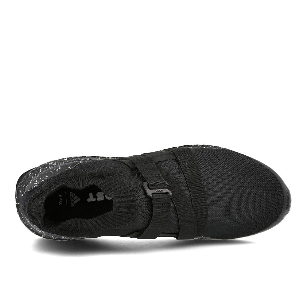 adidas Hyke x adidas UltraBOOST AH-001 Core Black-Core Black-Core Black Sneakers Detailfoto | Overkill