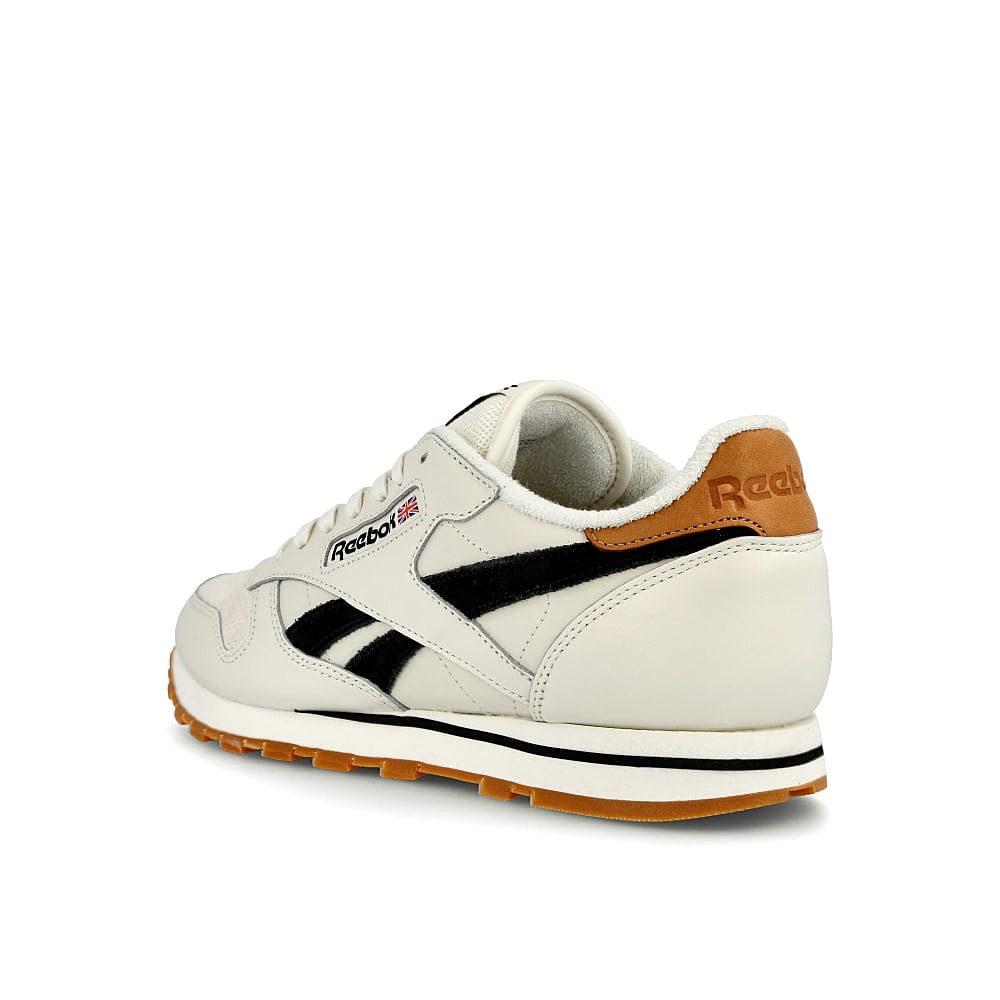 Reebok classic leather Chalk-Black-Chalk Low Top Sneakers Material | Overkill