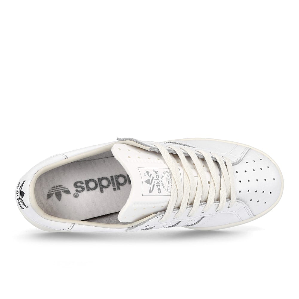 adidas earlham Footwear White-Footwear White-Off White Sneakers Detailfoto | Overkill
