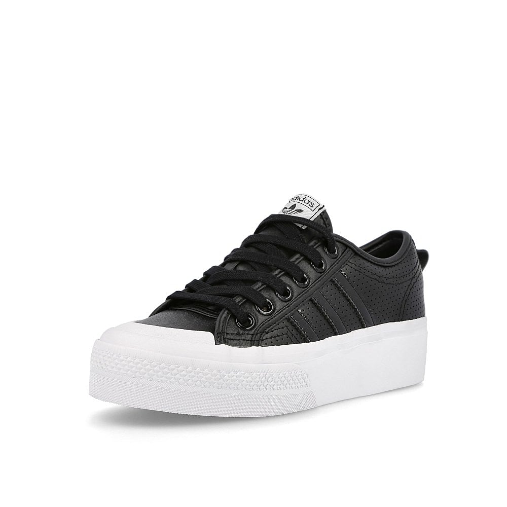 adidas wmns nizza plattform Core Black / Core Black / Footwear White Detailfoto | Overkill