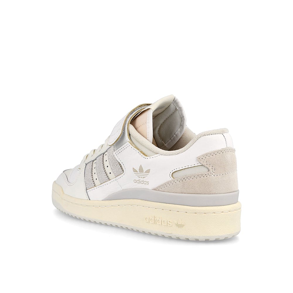 adidas forum 84 low Grey One / Orbit Grey / Footwear White Close-up | Overkill