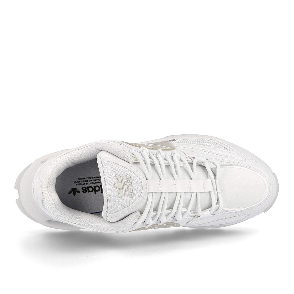adidas wmns thesia Footwear White-Footwear White-Footwear White Sneakers Detailfoto | Overkill