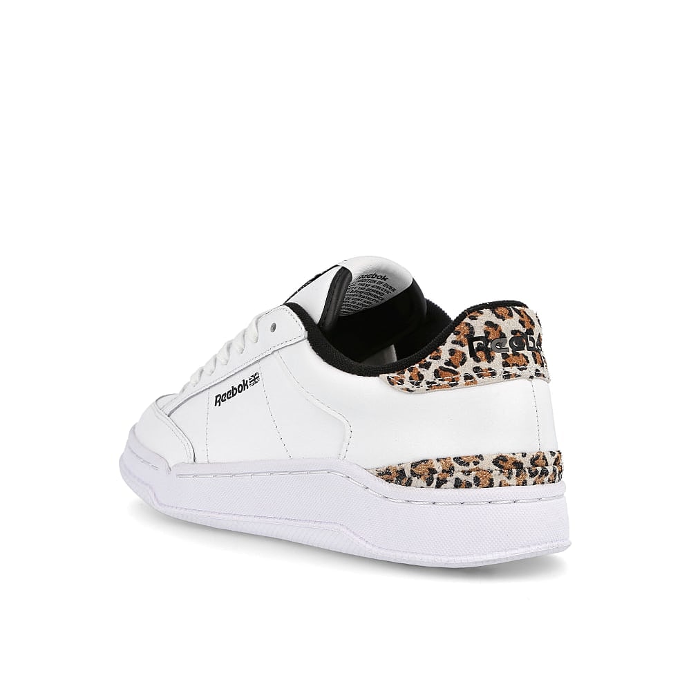 Reebok wmns ad court Footwear White / Core Black / Footwear White Close-up | Overkill