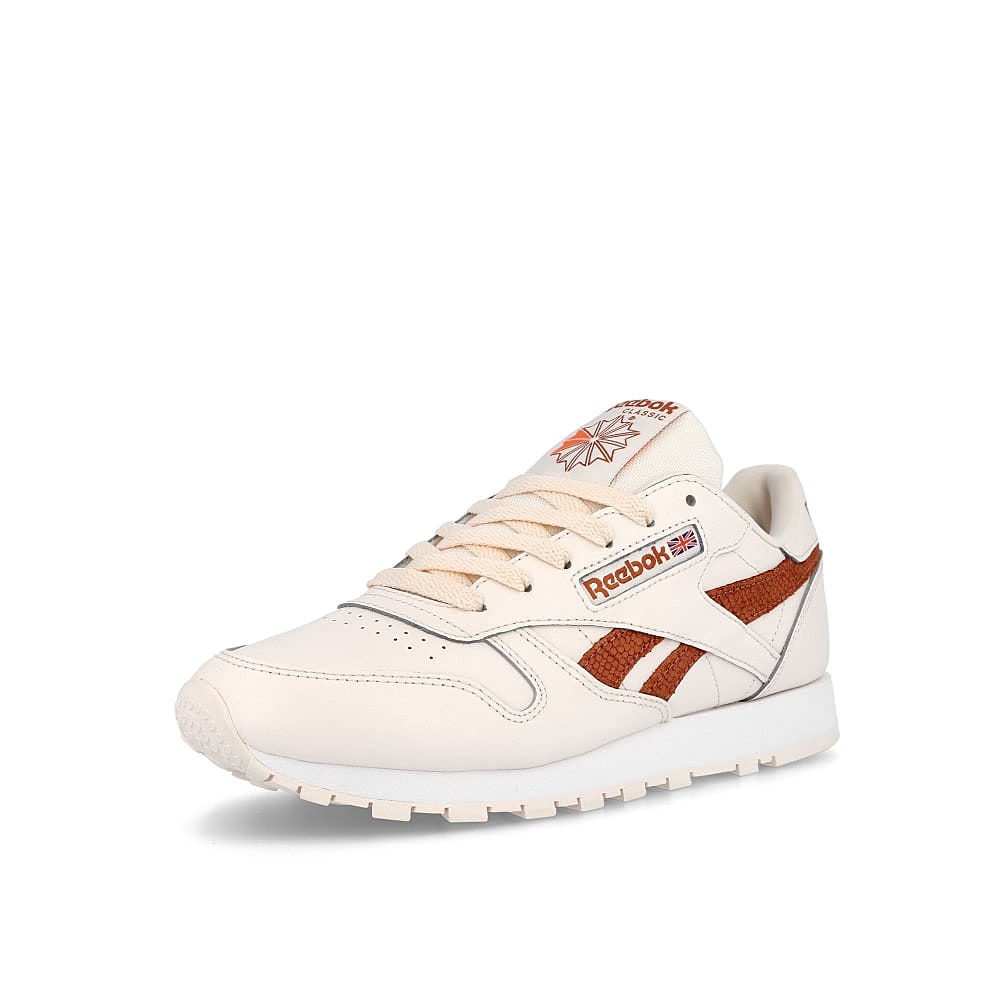 Reebok wmns classic leather Ceramic Pink-White-Baked Earth Sneakers Close Up | Overkill