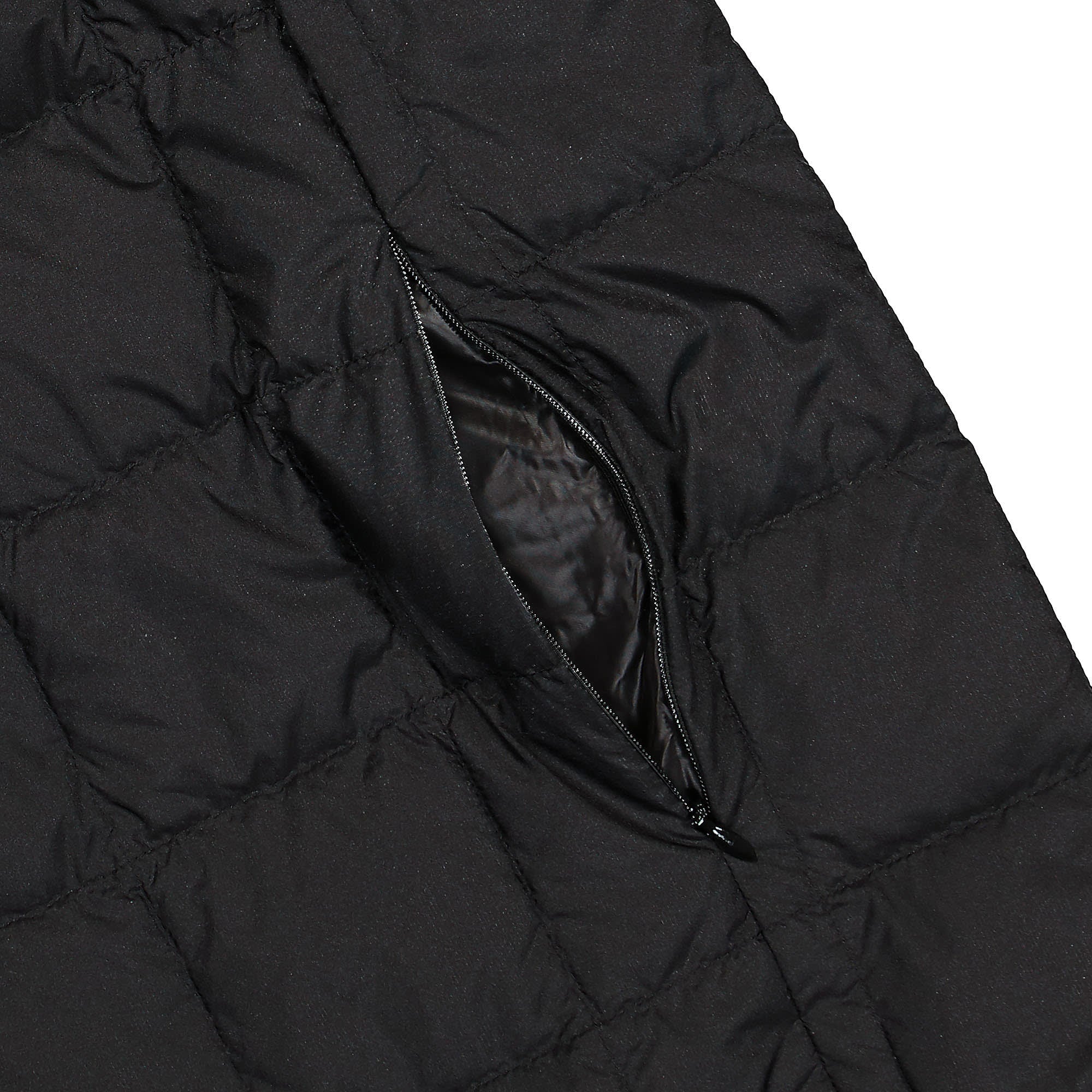 Gramicci Inner Down Vest Black Vests Detailfoto | Overkill