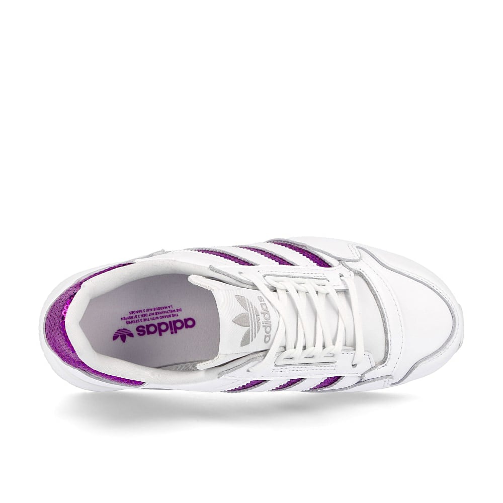 adidas wmns zx 500 Footwear White-Shock Purple-Footwear White Sneakers Detailfoto | Overkill
