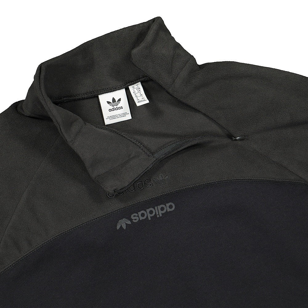 adidas Wmns Sweatshirt Black Sweatshirts Close-up | Overkill