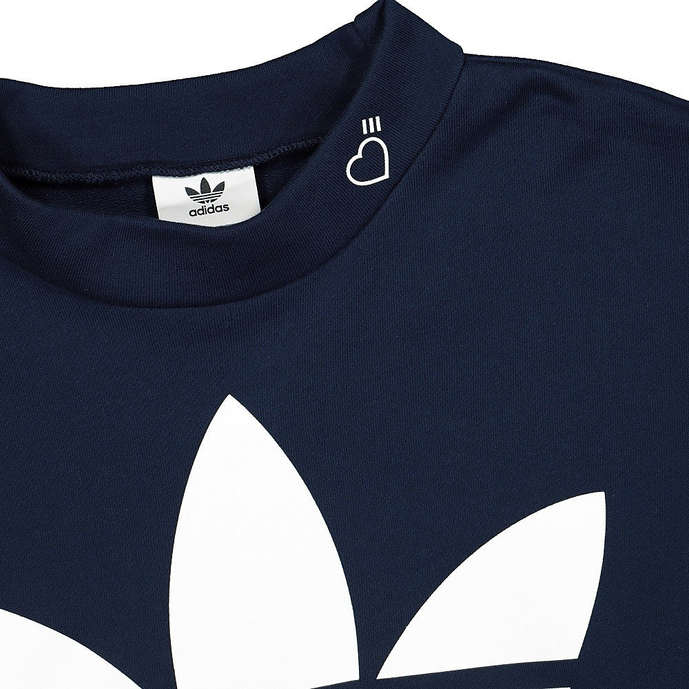 adidas Human Made x adidas Sweatshirt Collegiate Navy Sweatshirts Close-up | Overkill