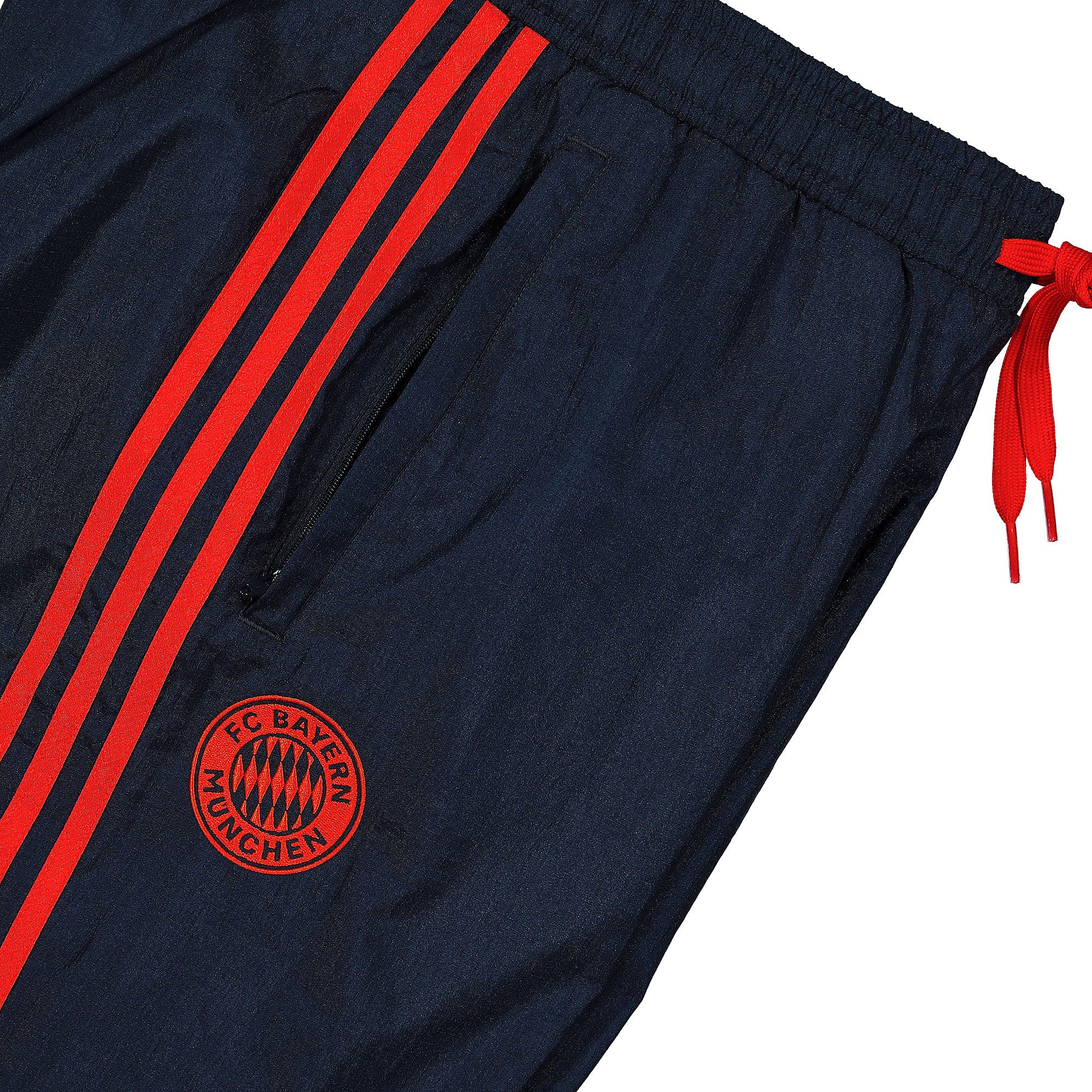 adidas FC Bayern München Icon Woven Pant Night Navy Sweat & Track Pants Detailfoto | Overkill