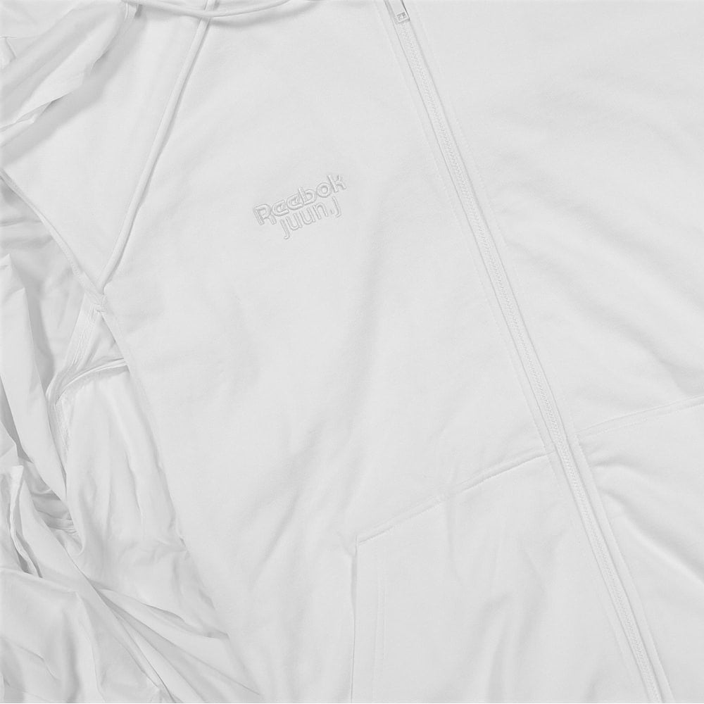 Reebok Juun.J x Reebok Windbreaker White Windbreaker Detail view 1 | Overkill