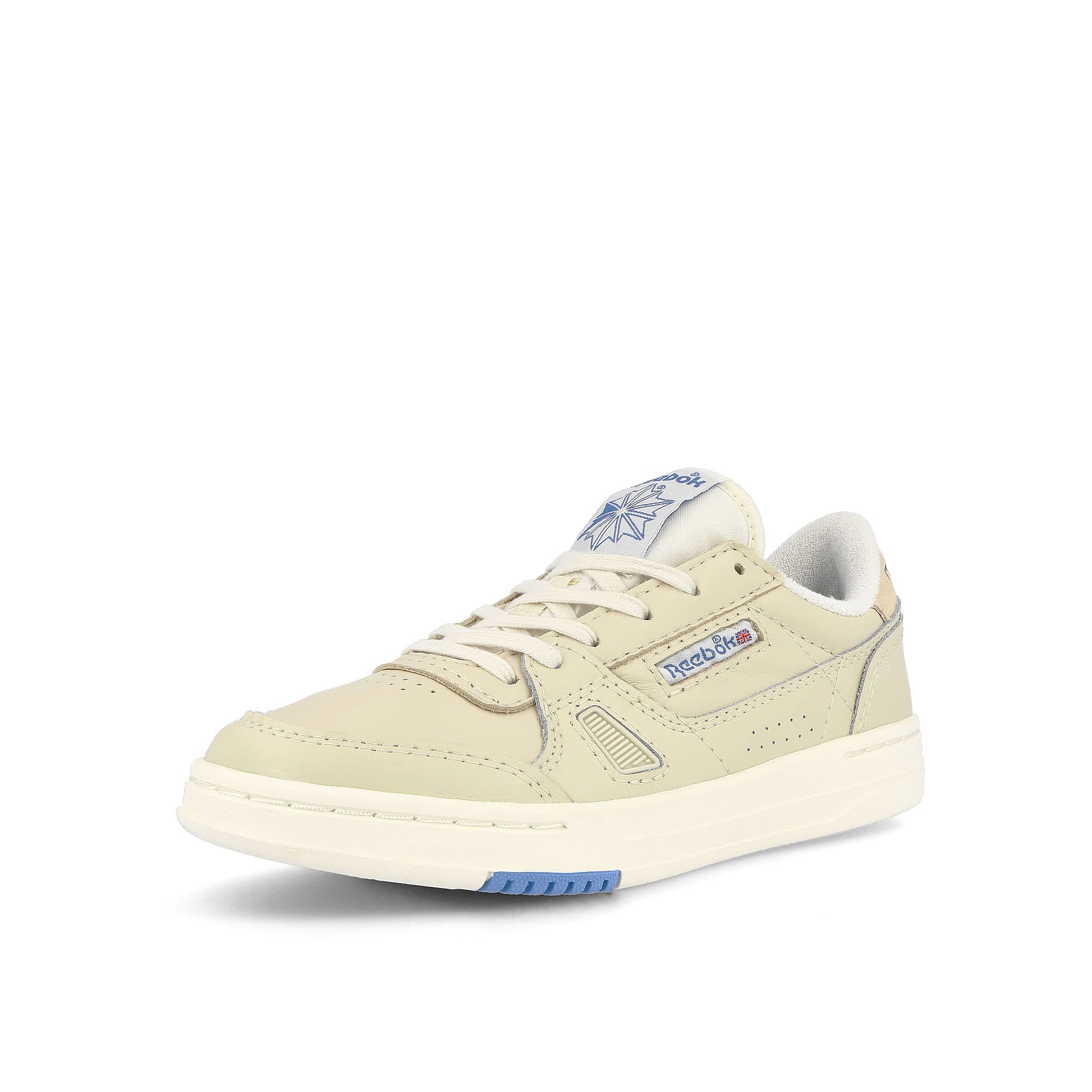Reebok wmns lt court Alabaster / Essential Blue / Chalk Sneakers Close Up | Overkill