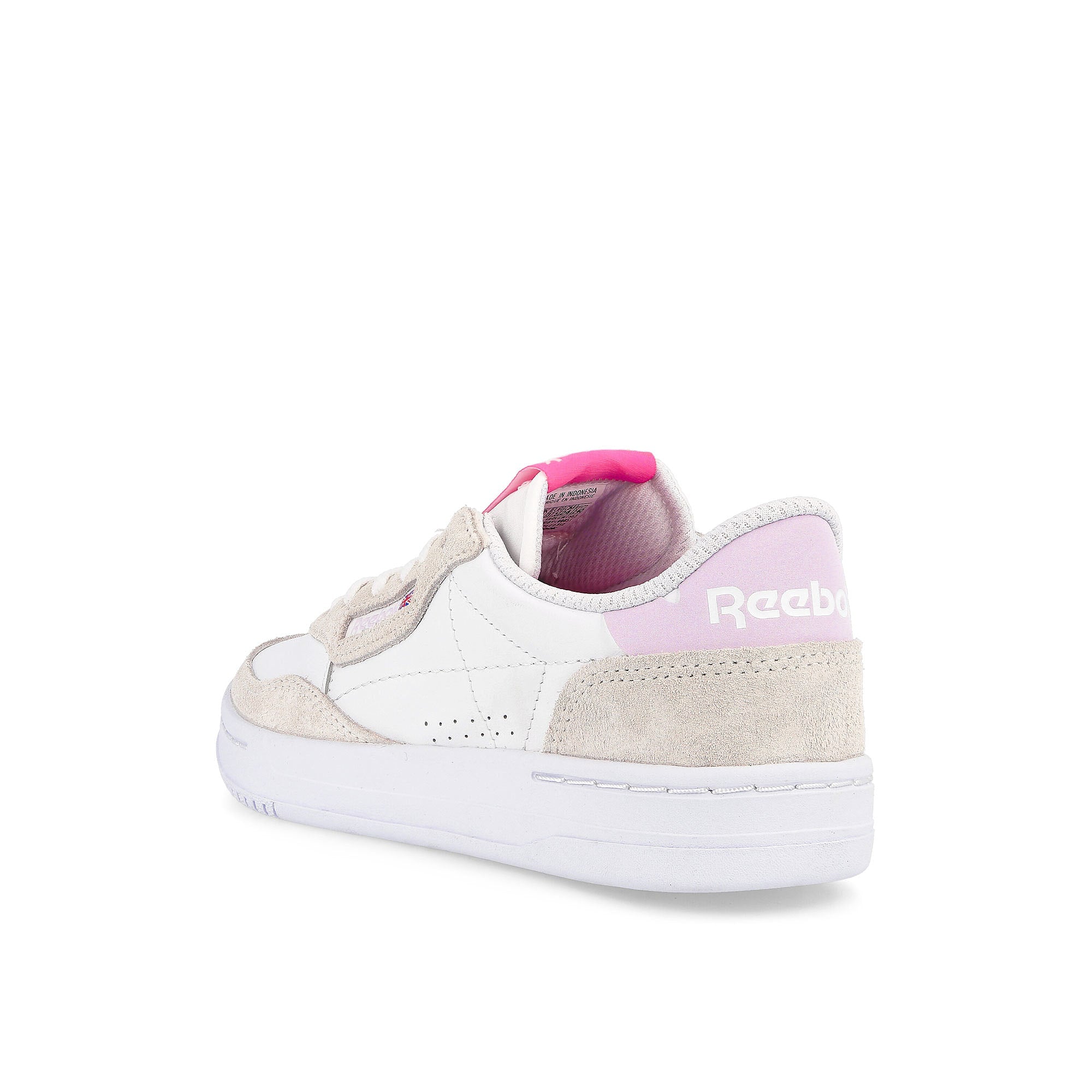 Reebok wmns court peak Footwear White / Chalk / Atomic Pink Close-up | Overkill