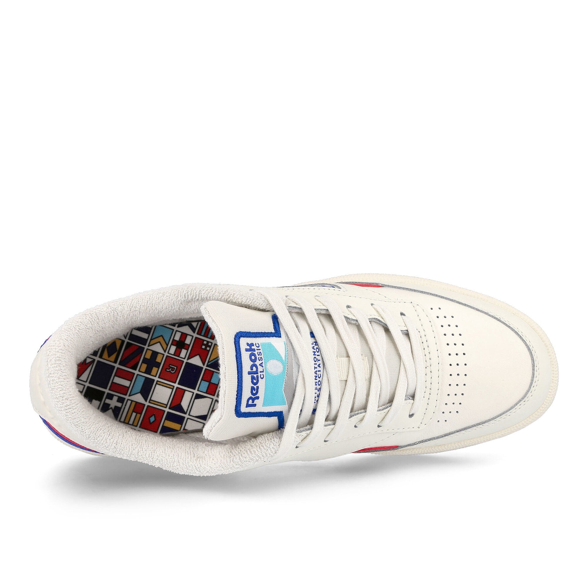 Reebok club c revenge Chalk-Vector Red-Court Blue Sneakers Detailfoto | Overkill