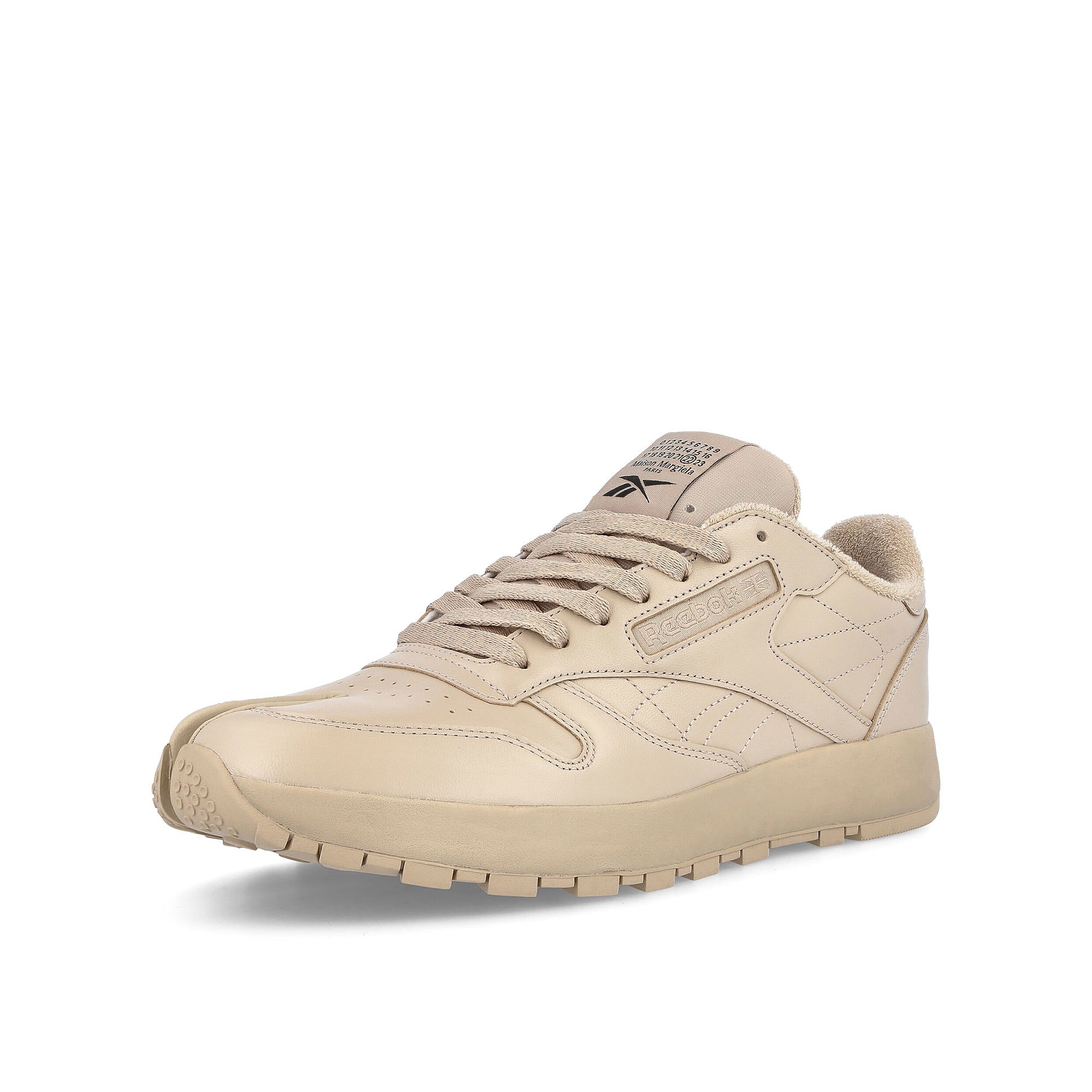 Reebok Maison Margiela x Reebok Project 0 Classic Natural Detailfoto | Overkill
