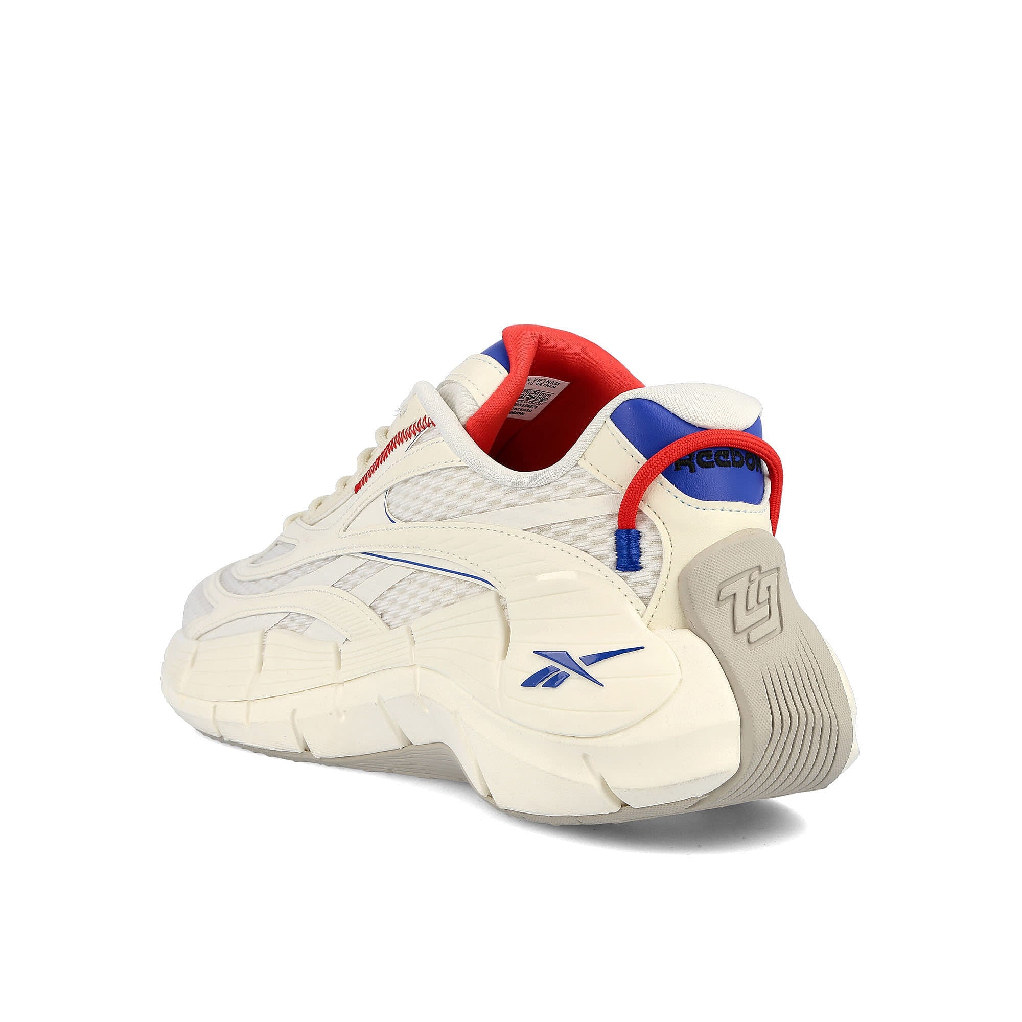 Reebok zig kinetica 2.5 Chalk-Chalk-Chalk Sneakers Close Up | Overkill