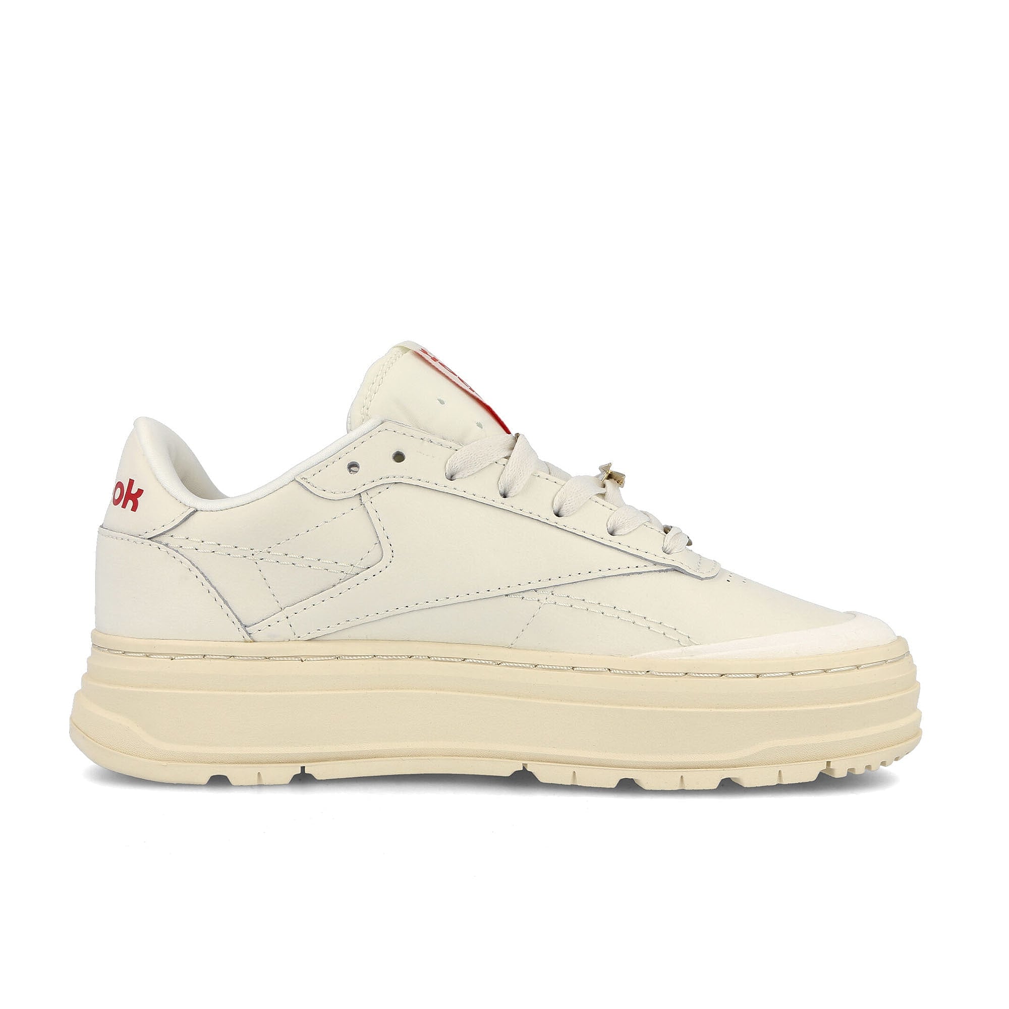 Reebok wmns club c double geo Chalk-Alabaster-Soft Ecru Sneakers Silhouette | Overkill
