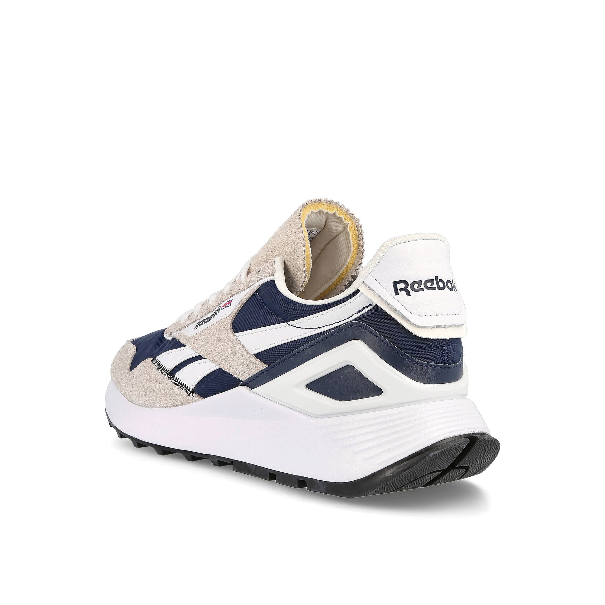 Reebok classic leather legacy az Vector Navy-Chalk-Footwear White Low Top Sneakers Material | Overkill