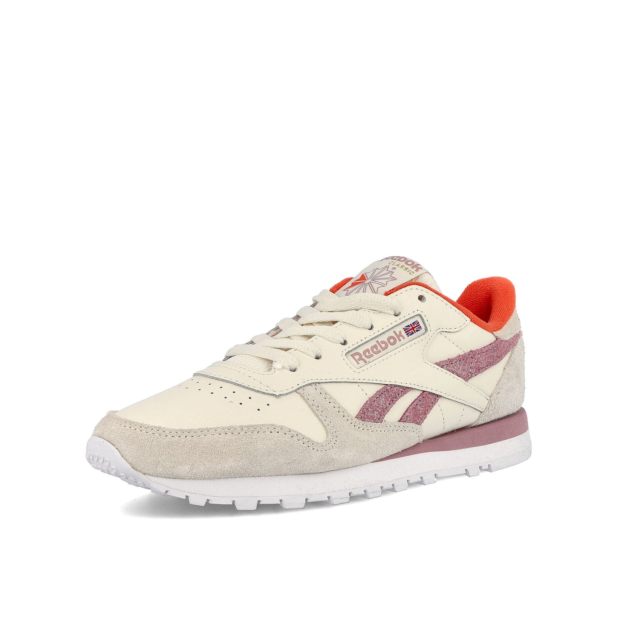 Reebok wmns classic leather Chalk / Infused Lilac / Cloud White Low Top Sneakers Close Up | Overkill