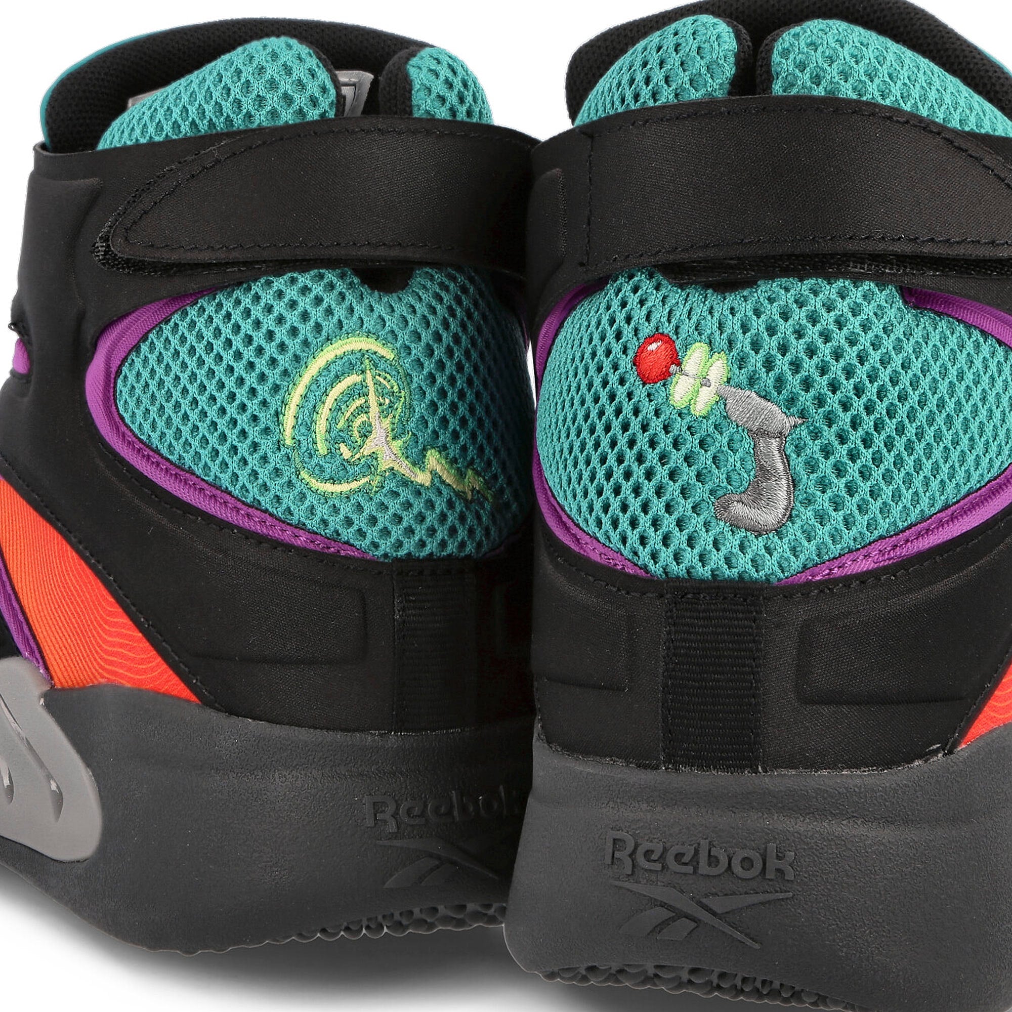Reebok Looney Tunes x Reebok Instapump Fury Zone CBLACK-UTOTEA-PRIPUR Sneakers Detail View 1 | Overkill