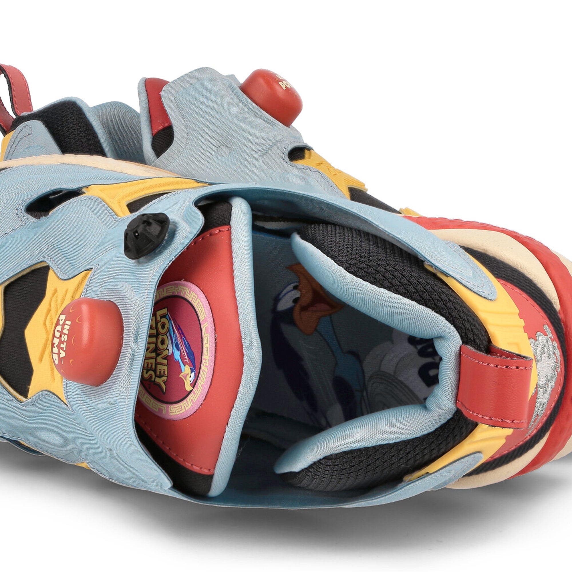 Reebok Looney Tunes x Reebok Instapump Fury 95 Whisper Teal-Rhodon-Always Yellow Sneakers Detailfoto | Overkill