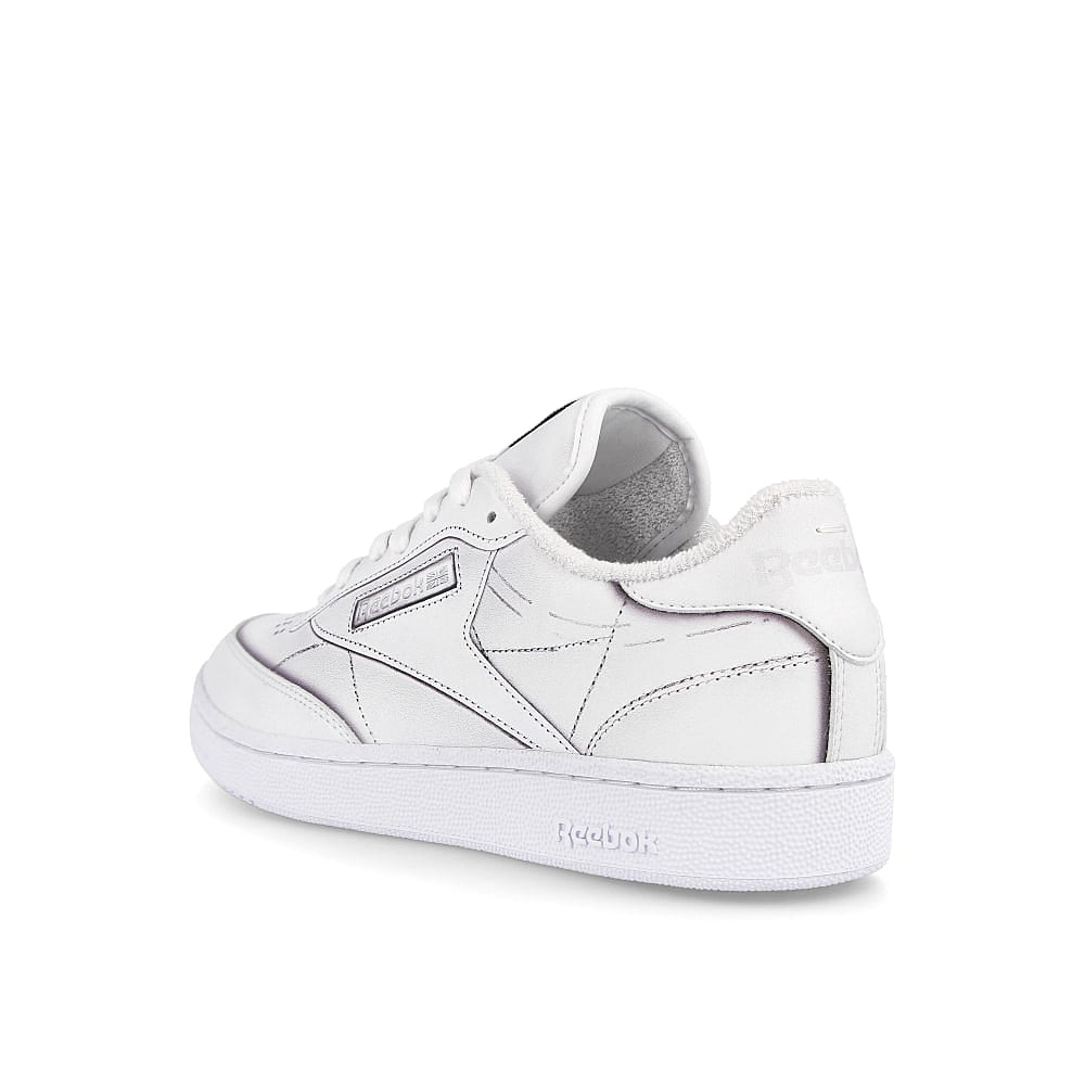 Reebok Maison Margiela x Reebok Club Tromp Leoil White Close-up | Overkill