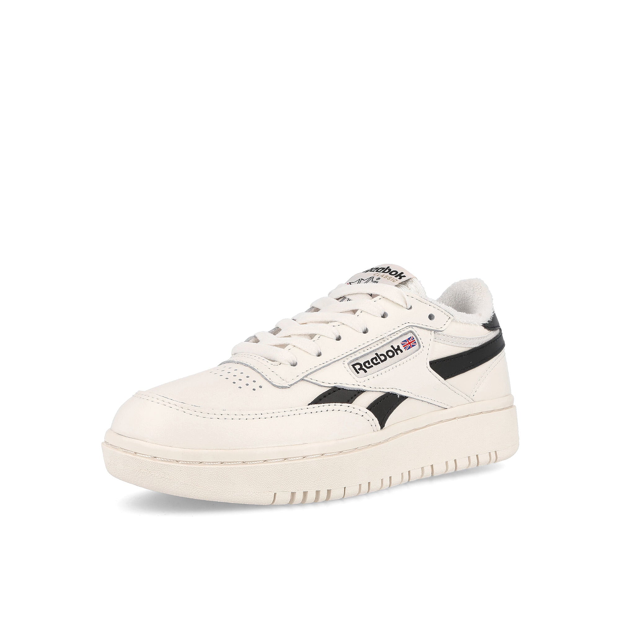 Reebok wmns club c double revenge Chalk / Core Black / Chalk Sneakers Close Up | Overkill