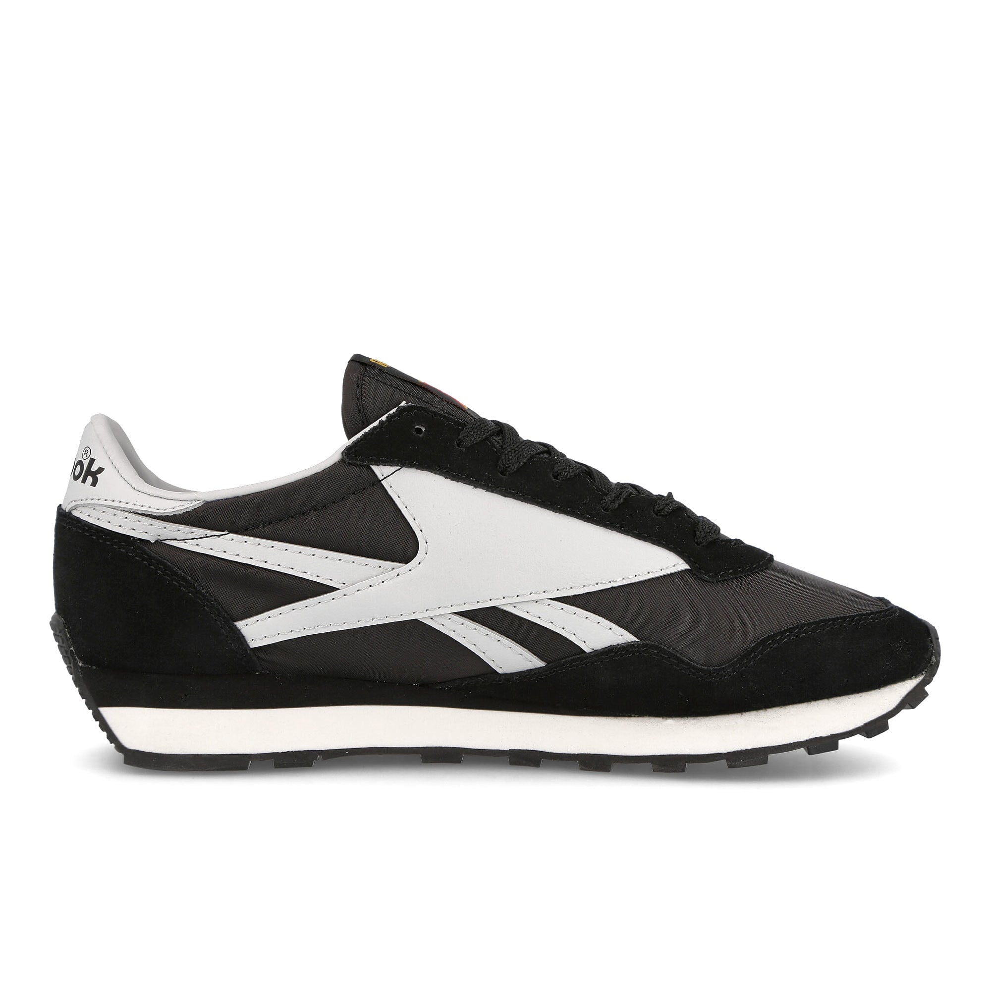 Reebok aztec ii Core Black-Pure Grey 2-Chalk Sneakers Silhouette | Overkill