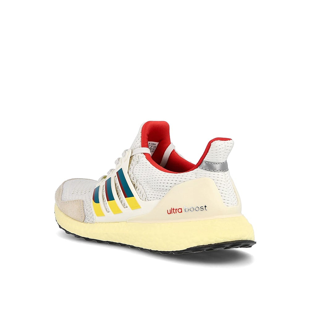 adidas ultraboost 1.0 dna Cream White / Eqt Green / Scarlet Close-up | Overkill