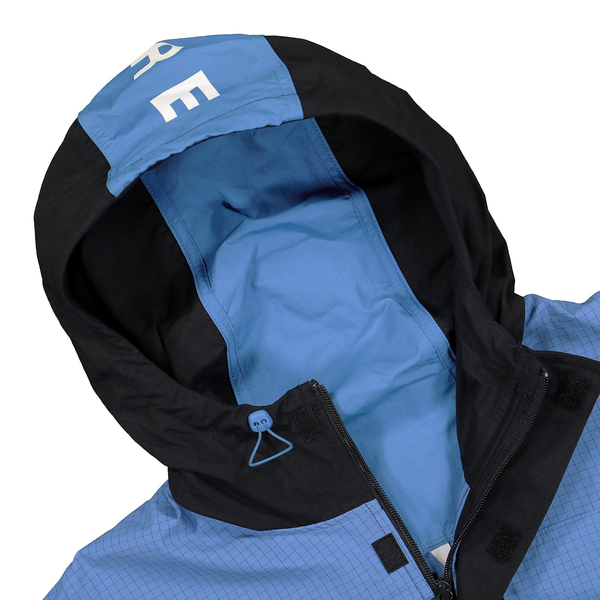 adidas Adventure Traverse Woven Windbreaker Black / Focus Blue Jackets Close-up | Overkill
