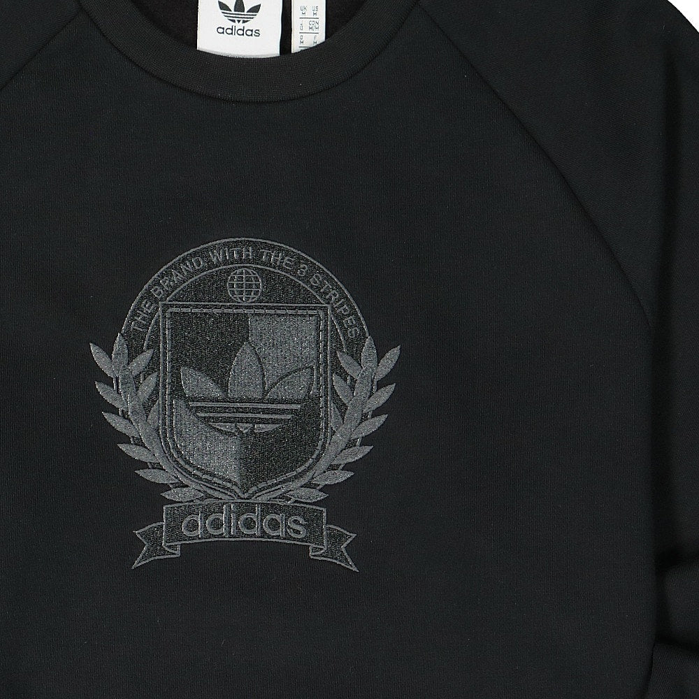 adidas C Crest Crew Black Sweatshirts Close-up | Overkill
