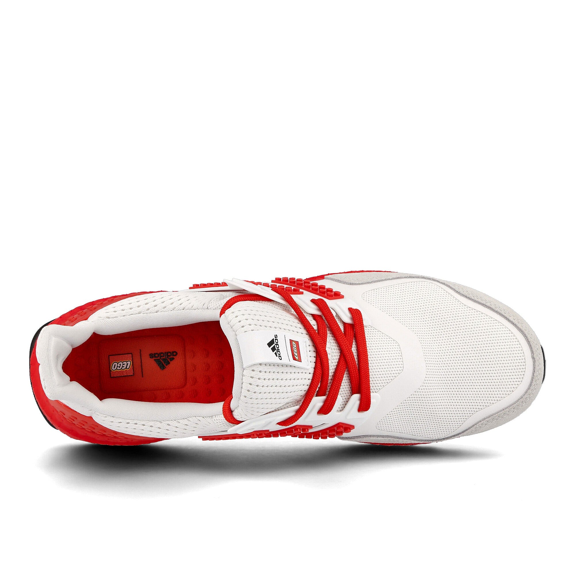 adidas ultraboost dna x lego colors Footwear White-Red-Shock Blue Sneakers Detailfoto | Overkill