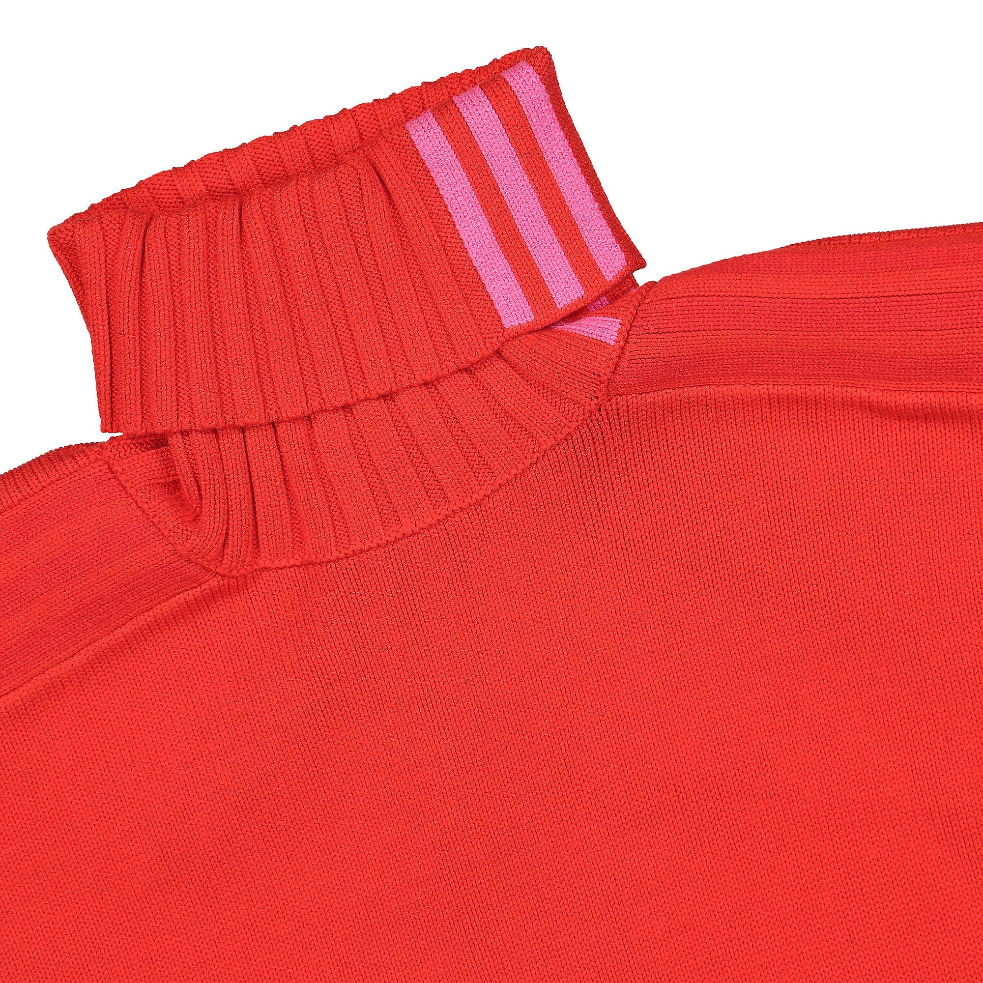adidas Ivy Park x adidas Turtleneck Sweatshirt Red Sweatshirts Close-up | Overkill
